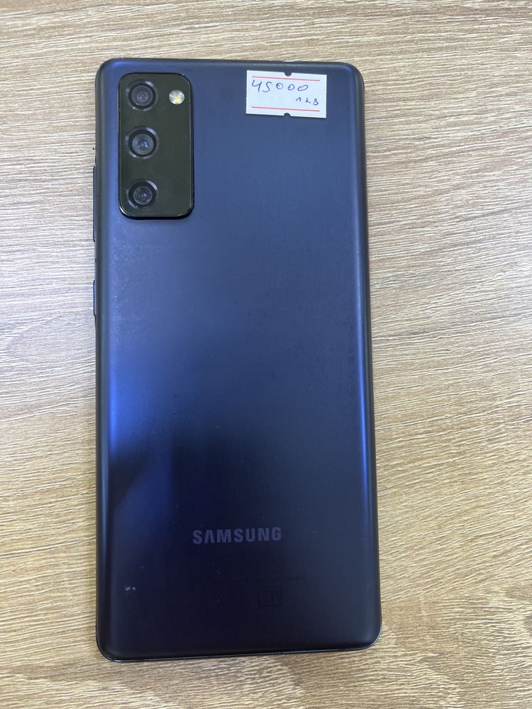 Samsung S20fe 128gb все работает