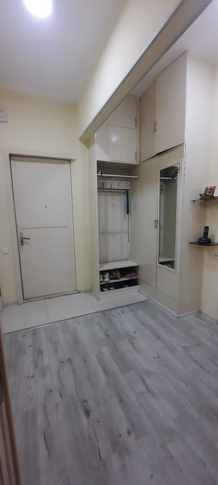 Ттз2  возле школы квартира своя