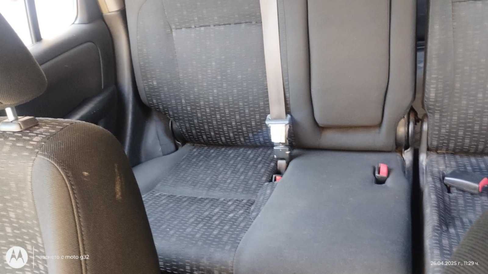 Продавам Honda CR-V