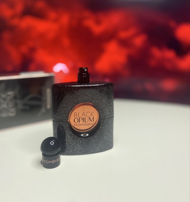 Parfum Ives Saint Lauren Black Opium