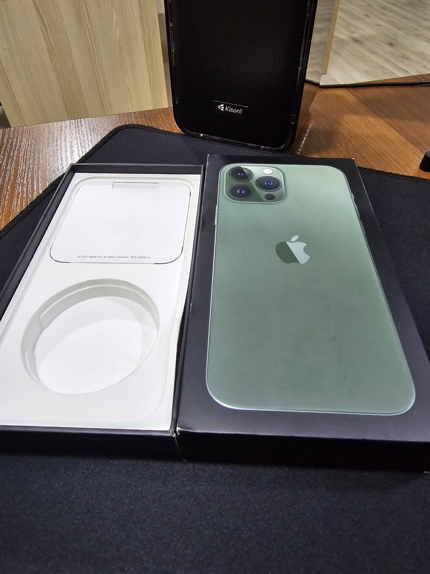 Iphone 13 pro max green Karobkani o'zi