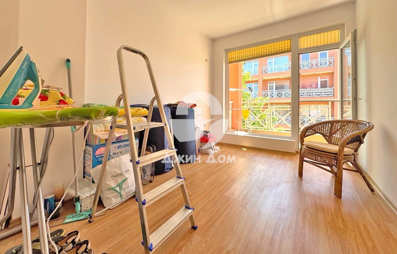 Продава се Тристаен апартамент в к.к. Слънчев бряг - 77 кв.м за 819 €/кв.м - Снимка #10