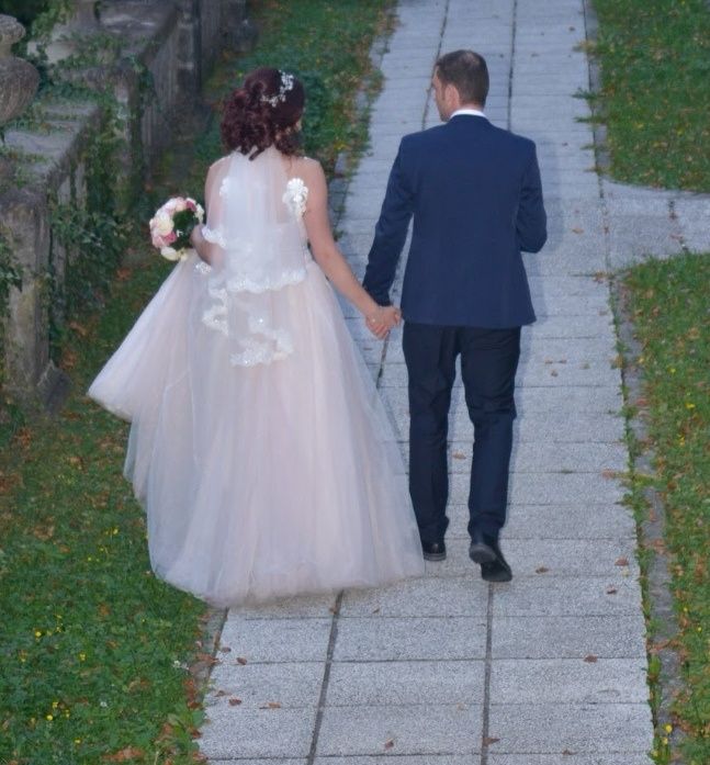 Vând Rochie Mireasă