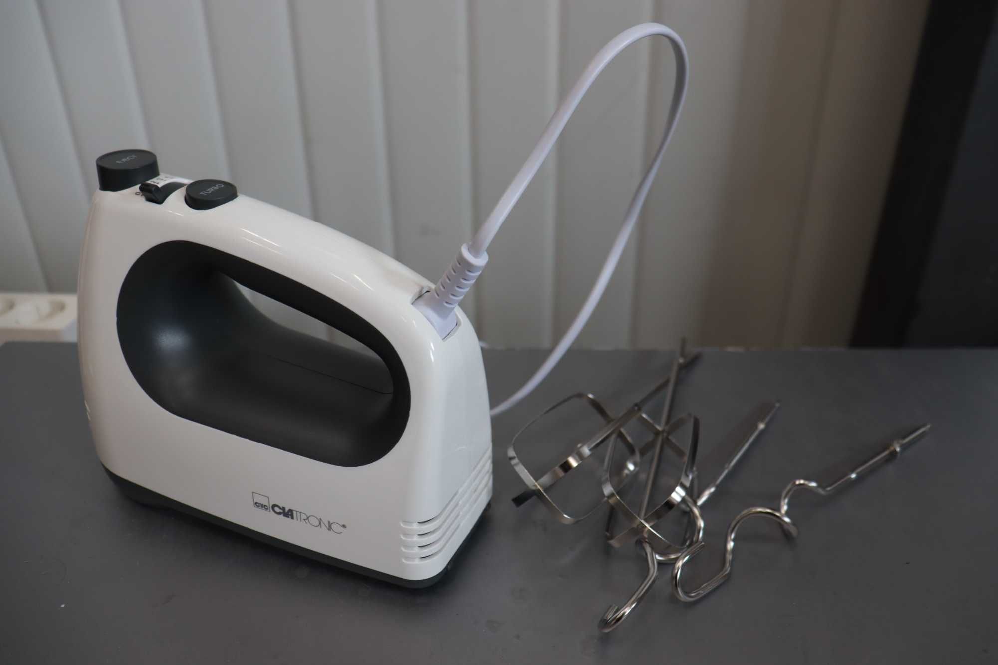 Clatronic HM 3775 – ръчен миксер 400 W, 5 скорости + турбо