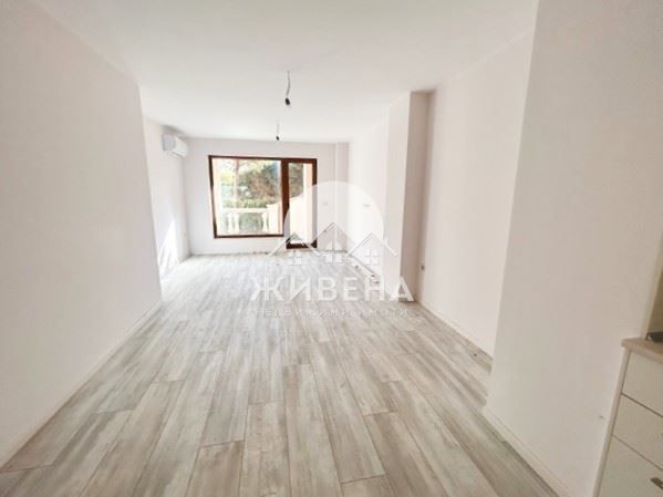 Продавам 3-стаен апартамент (140 кв.м), м-т Кабакум