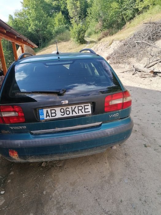Vând volvo v40 1.9 disel