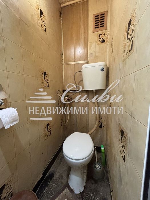 Тристаен ОБЗАВЕЕН апартамент - кв. Тракия