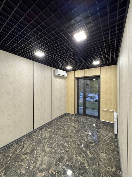 Срочно Сдаётся Нежилое Помещения 1/Линия Чорсу Ор-р Жар 55.м2