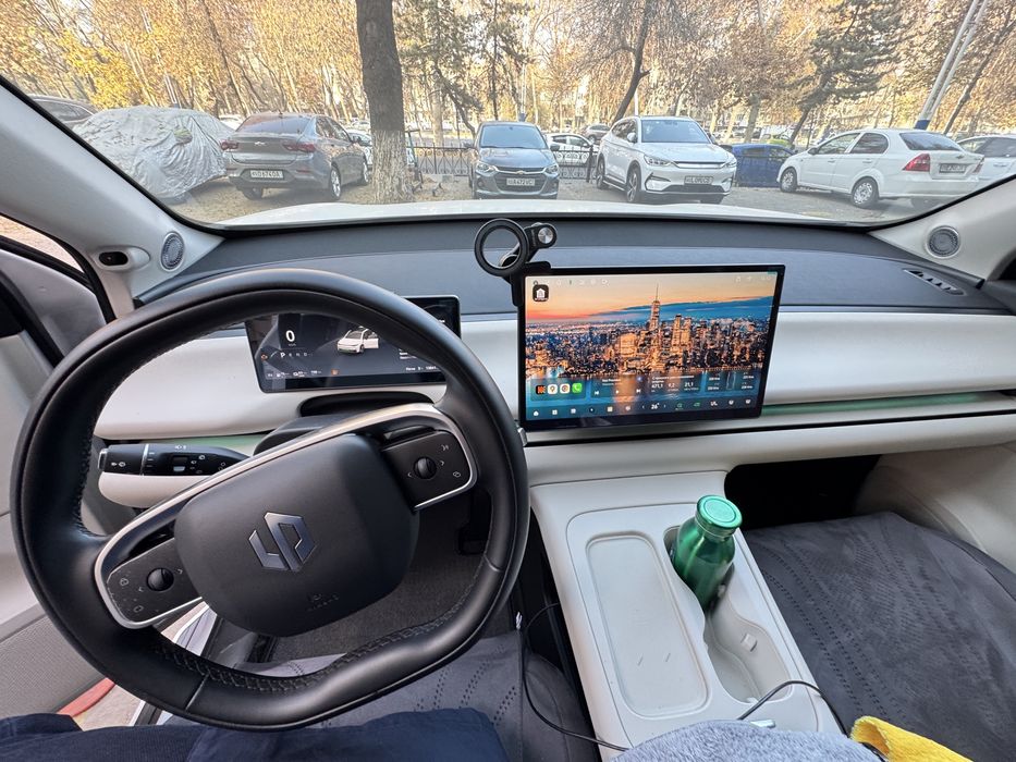 Leapmotor C16 2024 Белый Гибрид 2 позиция