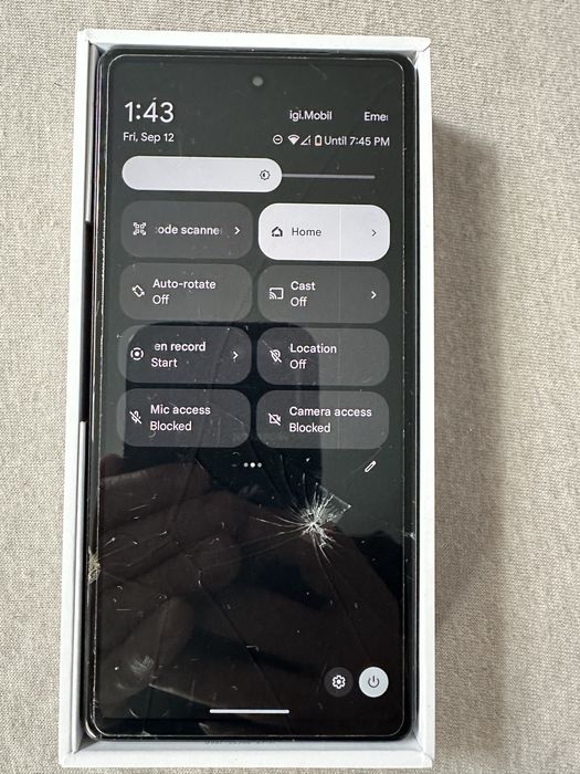 Vand Pixel 7a pentru piese
