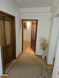 Apartament 4 Camere Otopeni | Central | Spatios | Renovat Recent| Boxa