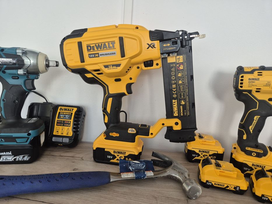 Dewalt 12v 18v  impact pistol cuie laser bosch