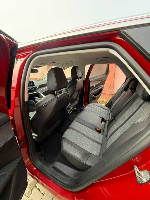 Peugeot 3008 2018 • 1.2 PureTech 130CP • Automat • Cameră Marșarier •