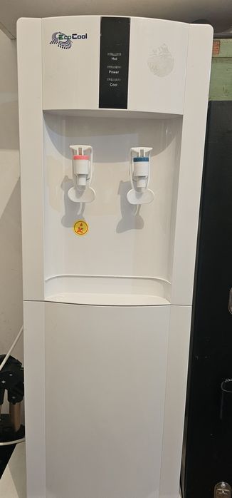 Диспенсер,кулер для воды Eco Cool