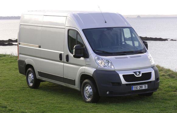Transport Marfa Duba Peugeot Boxer 3,5t