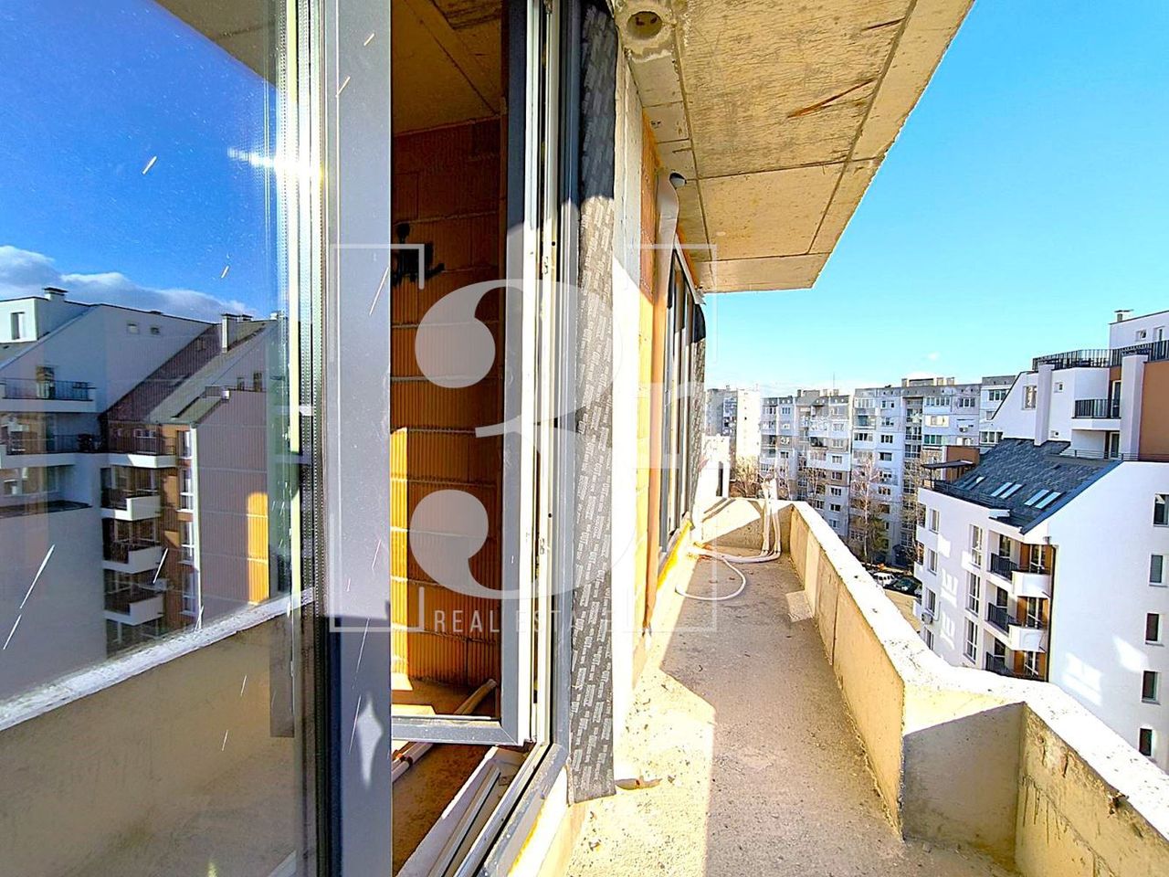 Продава се Тристаен апартамент в София, Люлин 5 - 125 кв.м за 1506 €/кв.м - Снимка #9