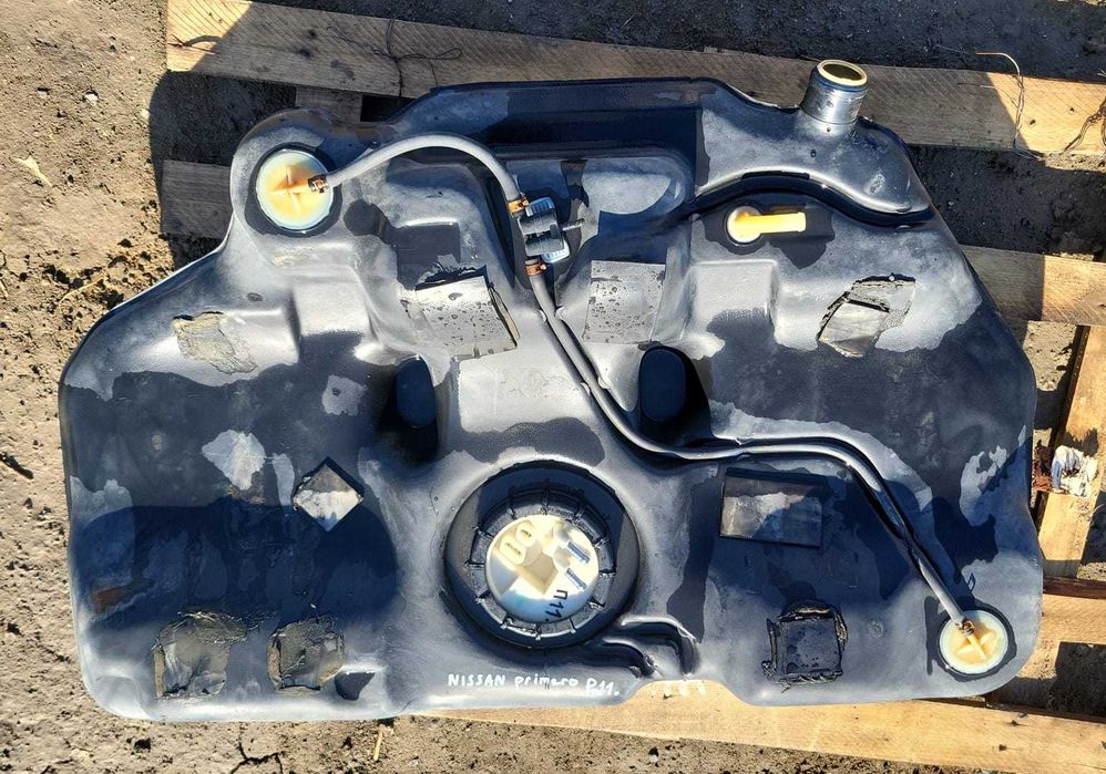 Топливный бак Nissan Primera 1997г