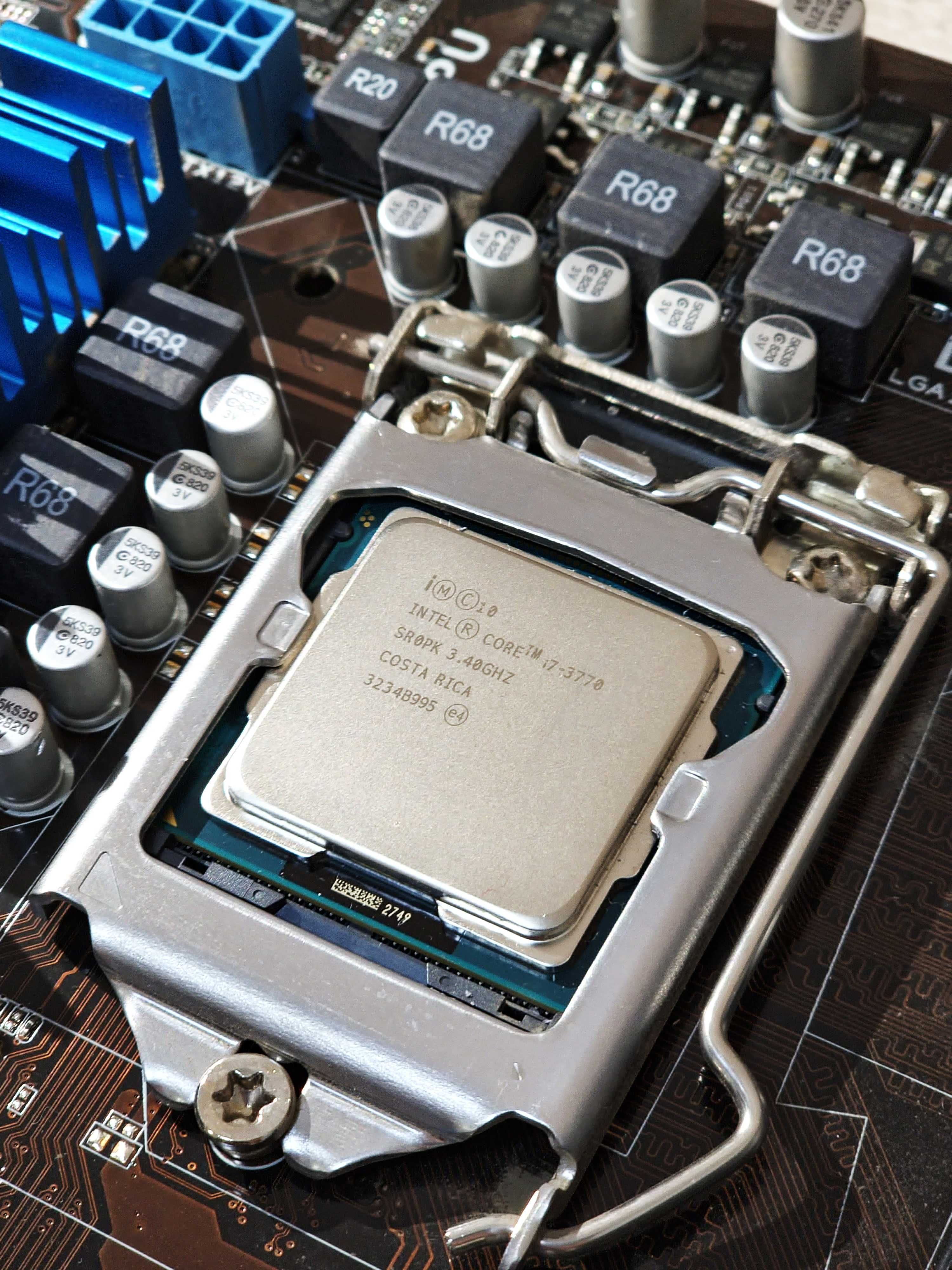 Intel Core i7 3770 + мат.плата + оперативная память