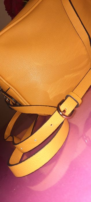 Дамска чантичка H&M