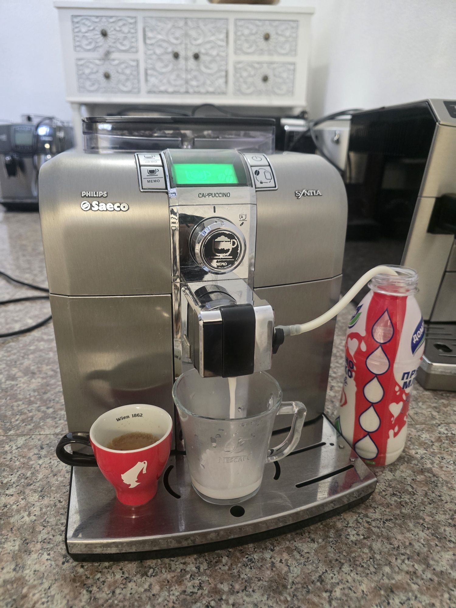 Кафемашина Saeco syntia capuchino