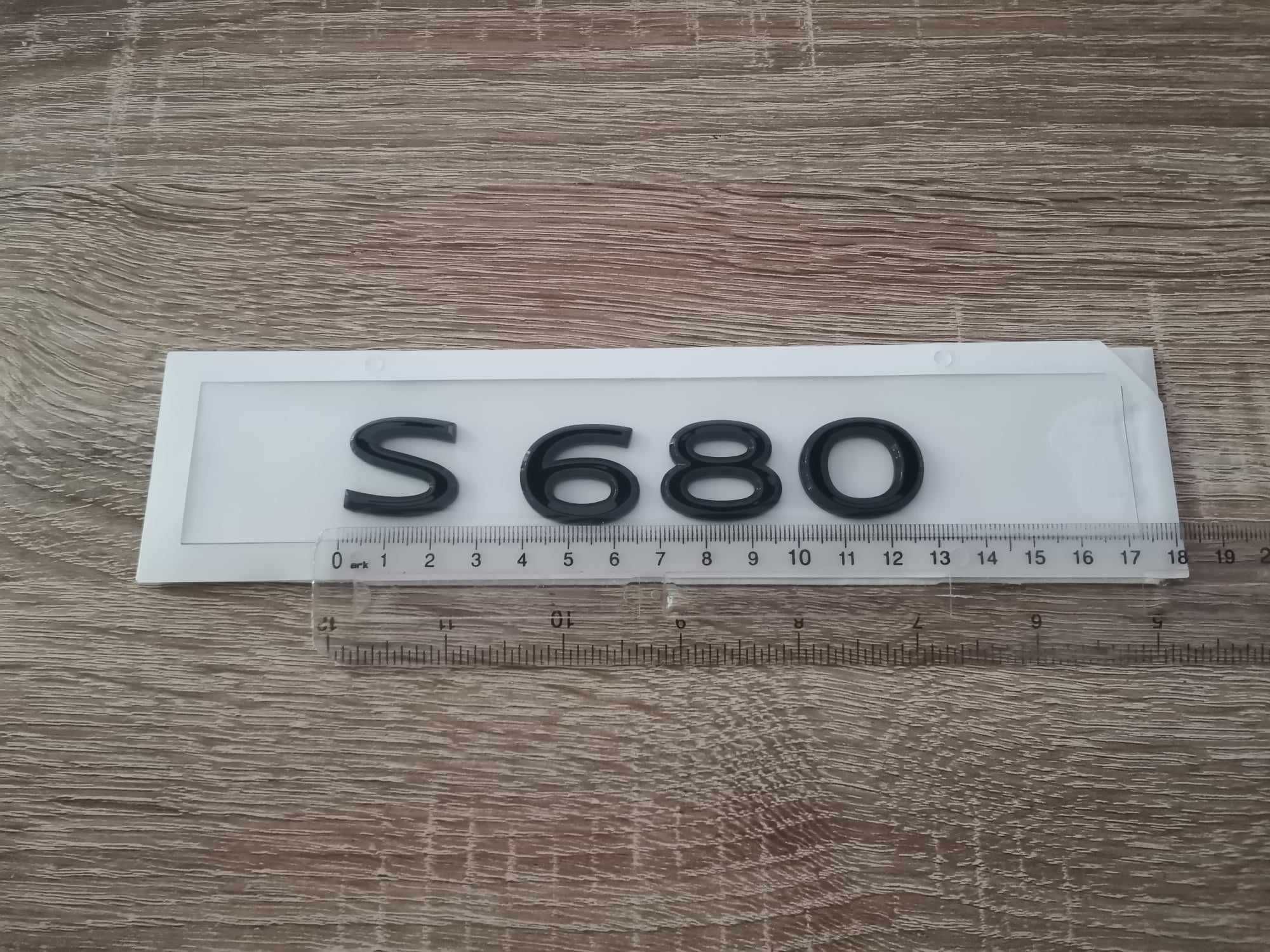 черен надпис нов стил Mercedes Benz S 680 W223