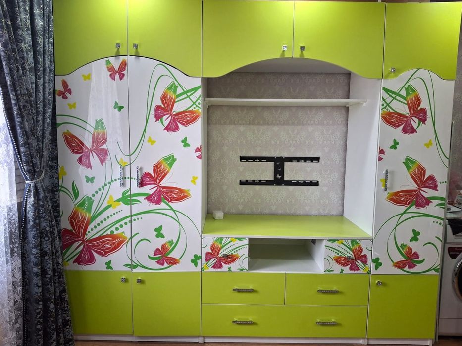 Продам детскую мебель 150000