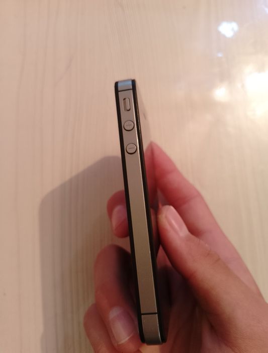 Iphone 4s продаётся