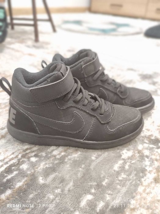 Детски маратонки найк