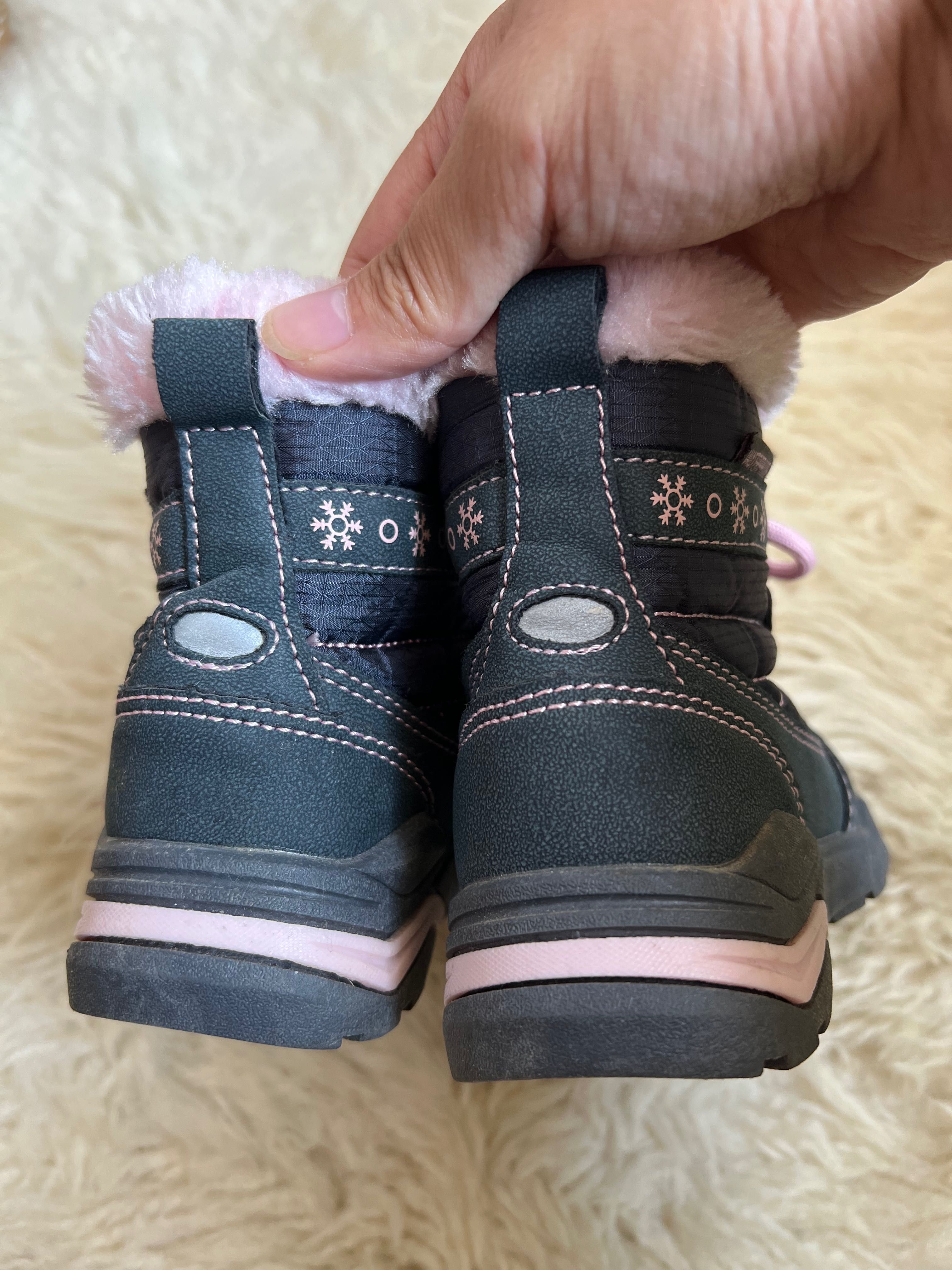 Зимни ботуши за момиче Ugg Lupilu Fila 22