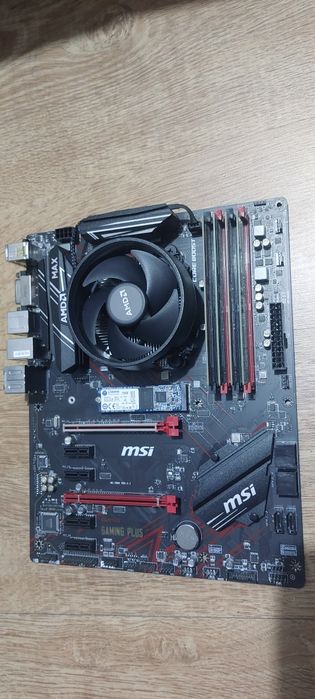 Placa msi B450 GAMING PLUS