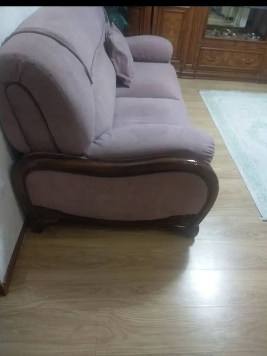 Продам диван в отличном состоянии