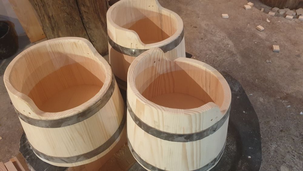 Budaci,  putinele, berbinte, gateata fântână,