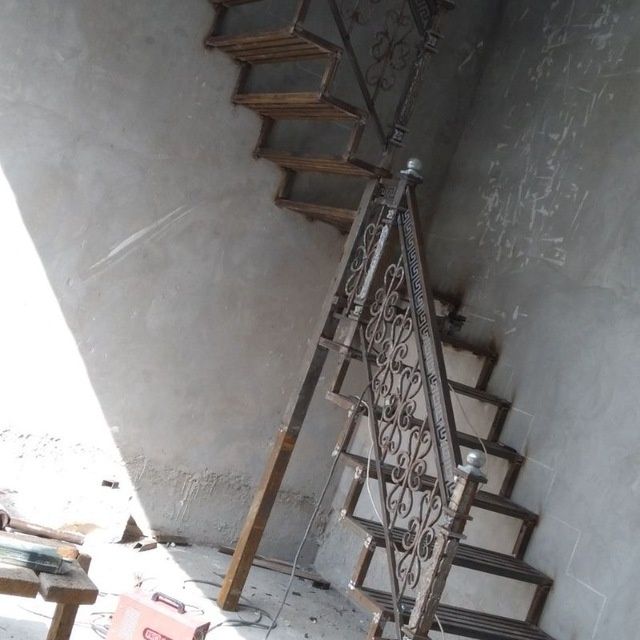 Электро сварщик на выезд. Услуги сварщик