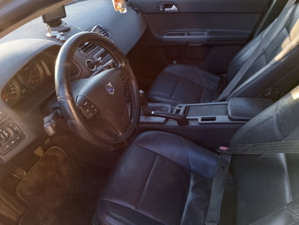 Vând Volvo V50  16  diesel