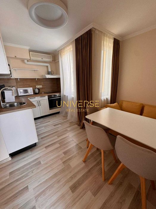 Продава се Тристаен апартамент в Свети Влас - 72 кв.м за 1362 €/кв.м - Снимка #1