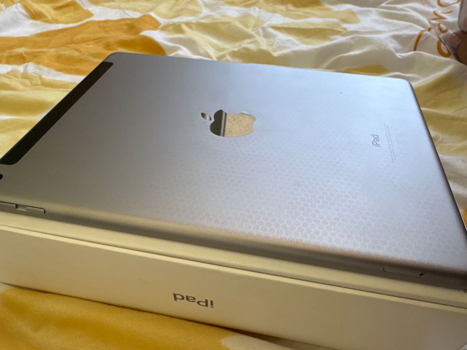 Ipad (6th generation)