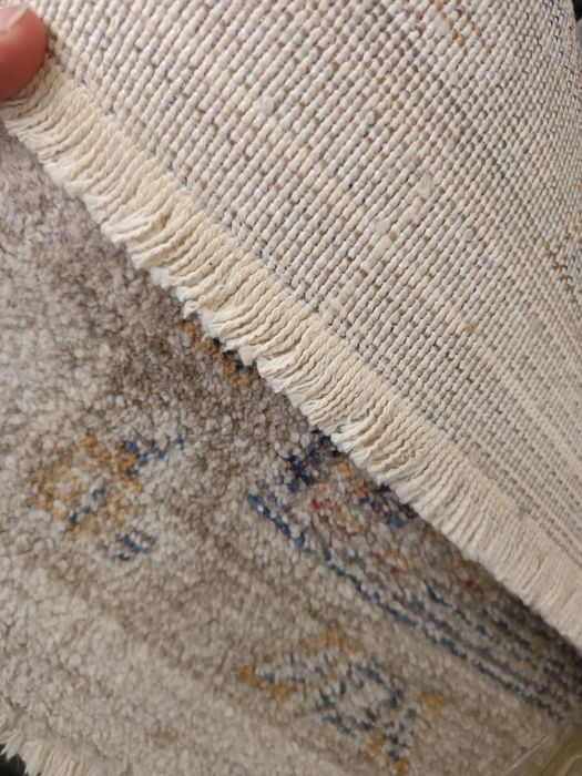 Продам ковер 2/3 в отличном состоянии находится в орбите3.LEMINA.