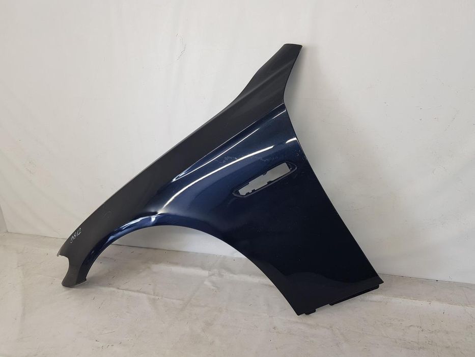 Aripa stanga fata BMW Seria 5 F10 F11 dupa 2010