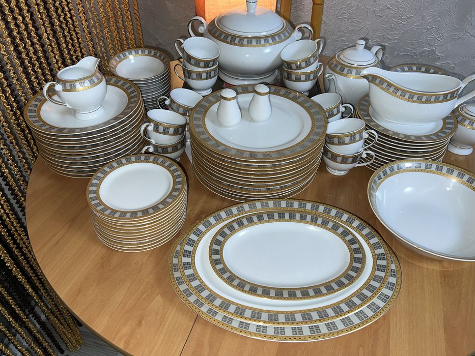 Кухонный сервиз, 95 предметов.