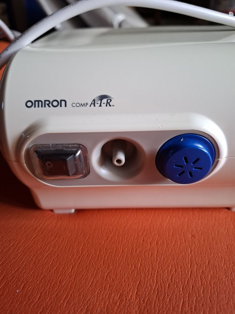 Инхалатор Omron CompAir C28 Plus