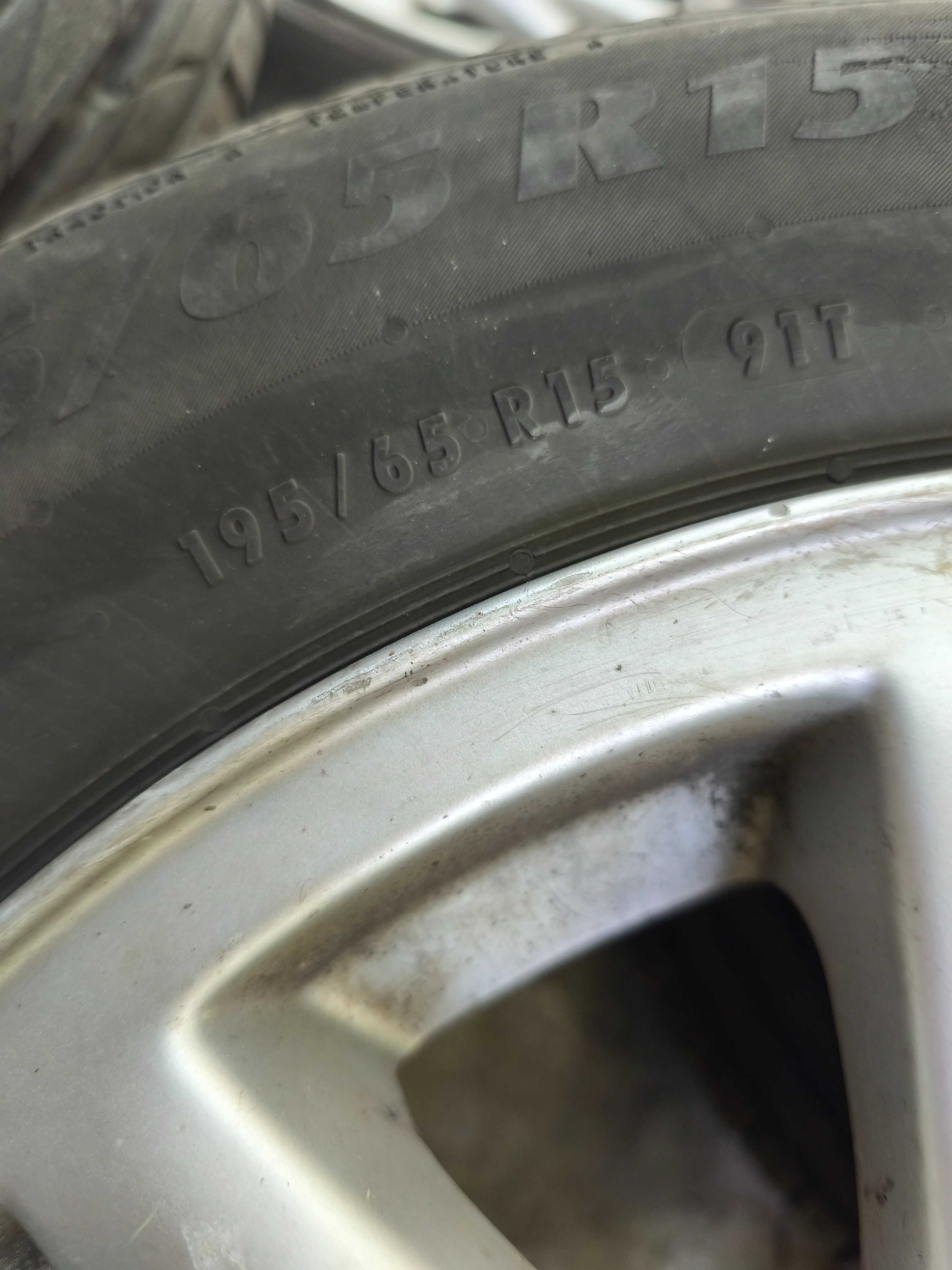 5 бр. лети джанти за ауди (оригинални) с летни гуми 195/65 R15-Матадор