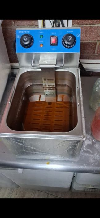 Продам фритюрницу