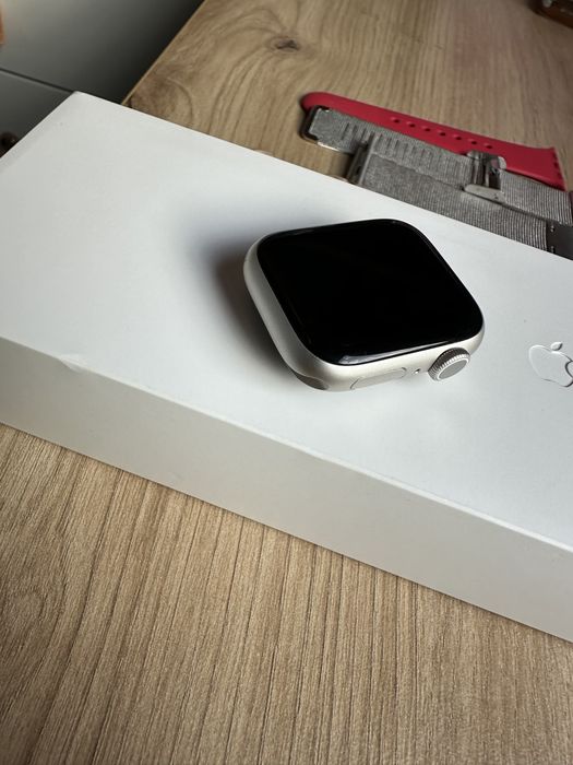 Apple watch series 7  41mm silver
