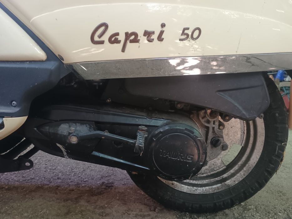 Vand scuter Capri 50