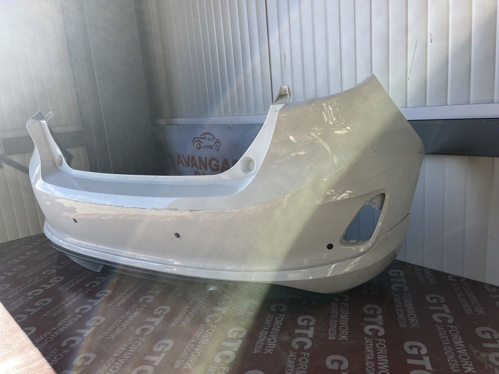 Броня Ford Fiesta MK8 4бр.
