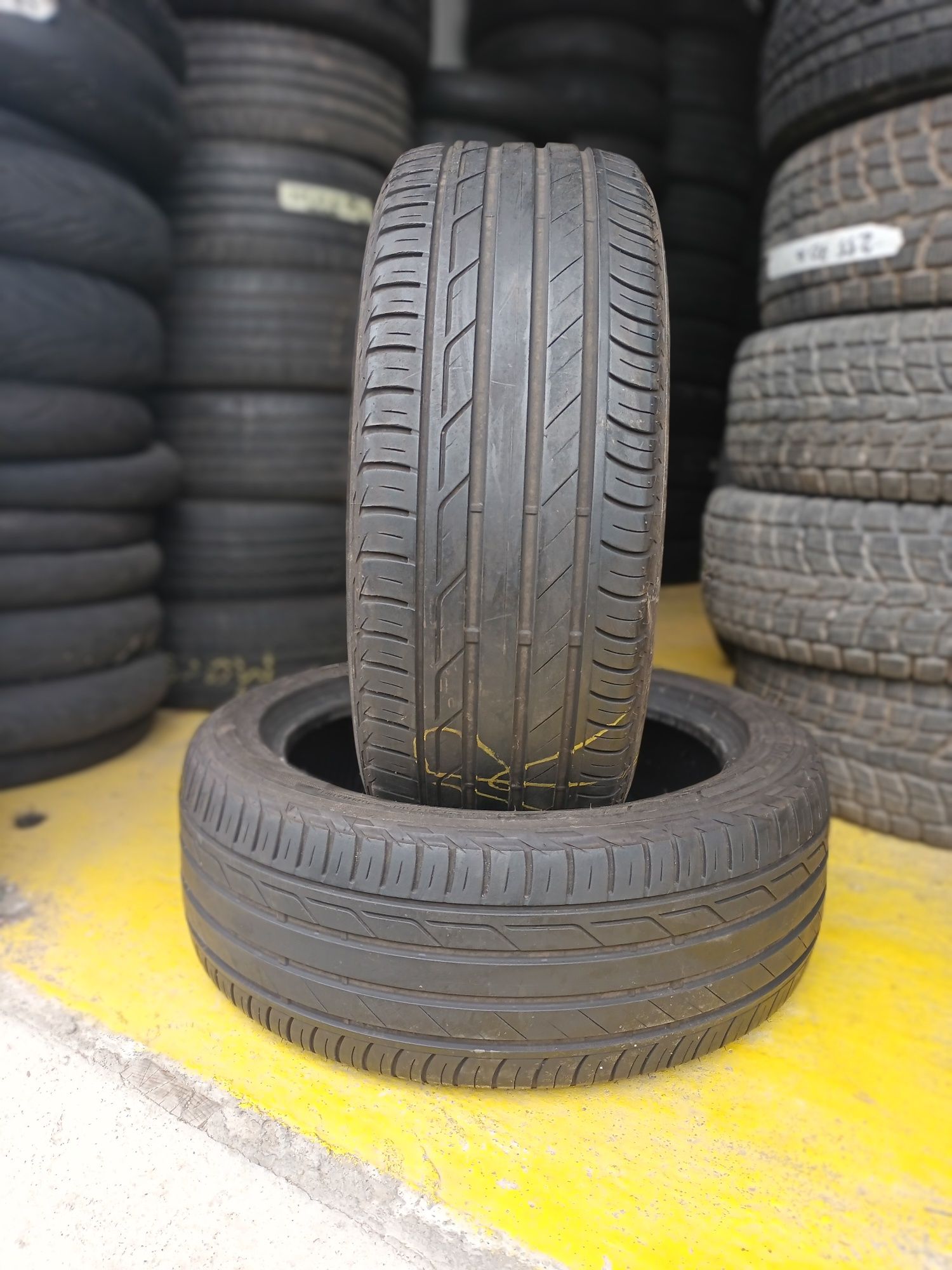 215 50 R 18 92W BRIDGESTONE ДОТ 1317