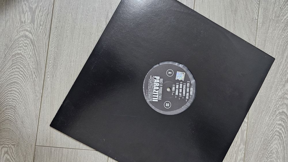 Album Vinyl  Paraziții "NICI O PROBLEMA"
