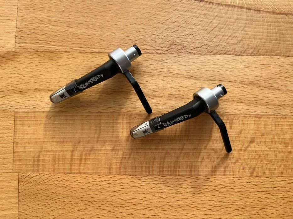 Vand un set de doze Ortofon Concorde Q.Bert