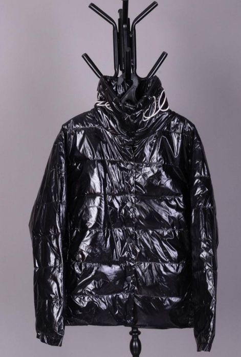 Куртка очень лёгкая яркая р.48.50