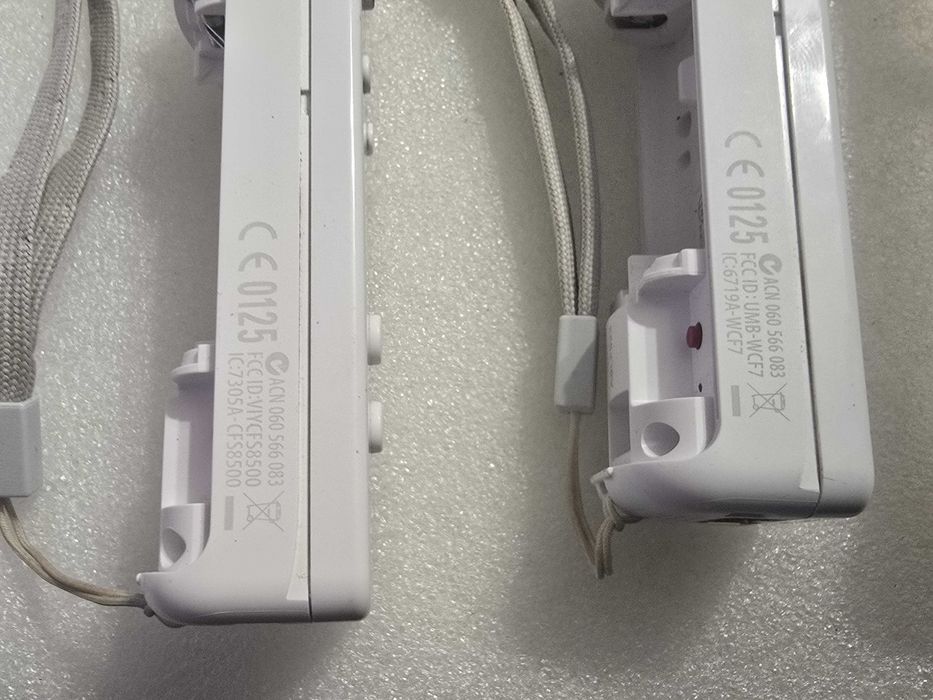 Kit Controller Nintendo Wii Remote Alb RVL-003 huse protectie,  curele